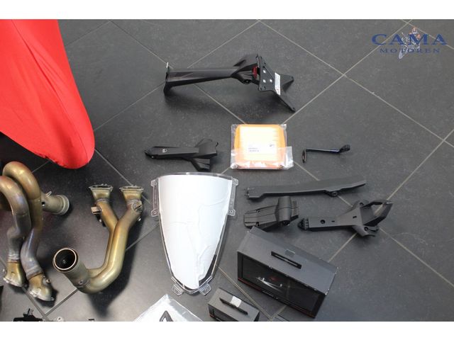ducati - panigale-v4-speciale