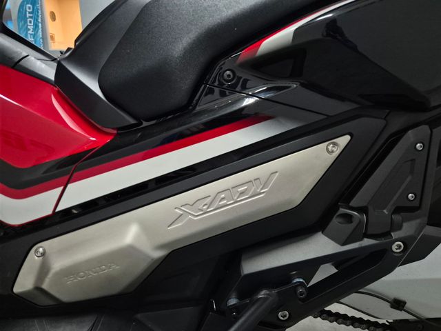 honda - x-adv