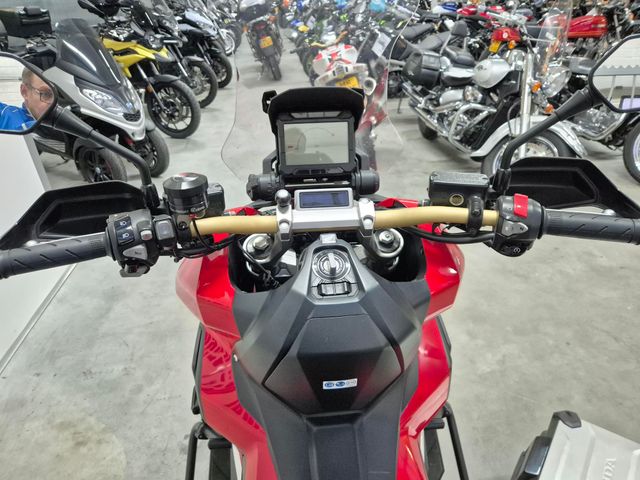 honda - x-adv
