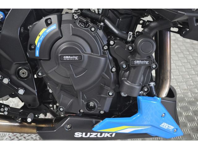 suzuki - gsx-8s