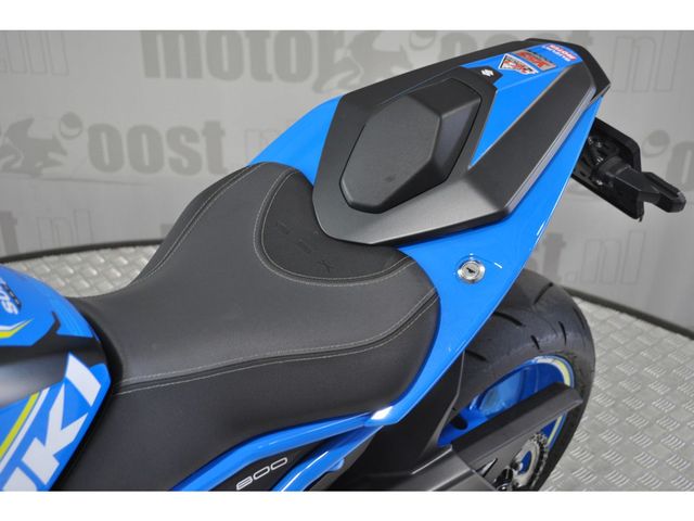 suzuki - gsx-8s