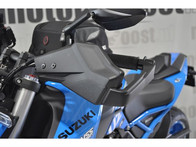 suzuki - gsx-8s