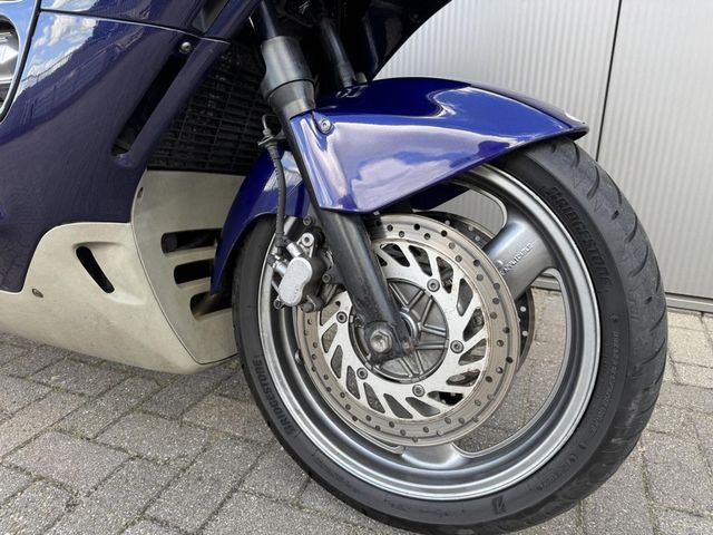 honda - st-1100-pan-european