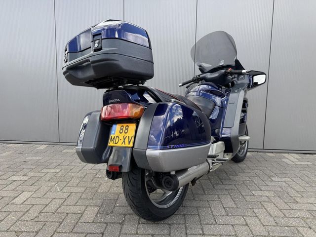 honda - st-1100-pan-european