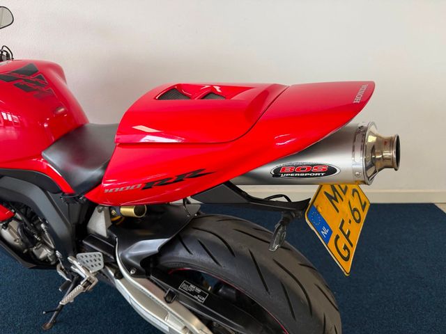 honda - cbr-1000-rr-fireblade