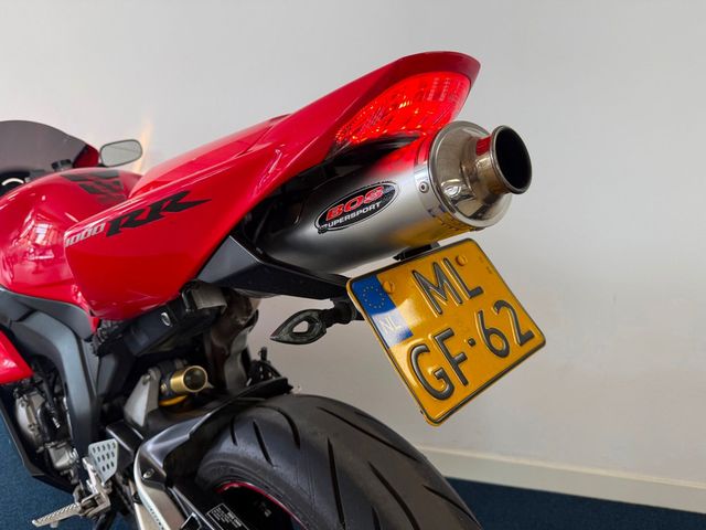 honda - cbr-1000-rr-fireblade