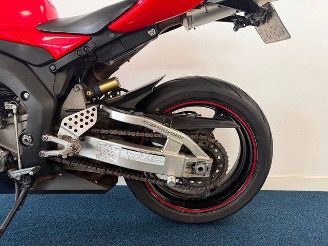 honda - cbr-1000-rr-fireblade