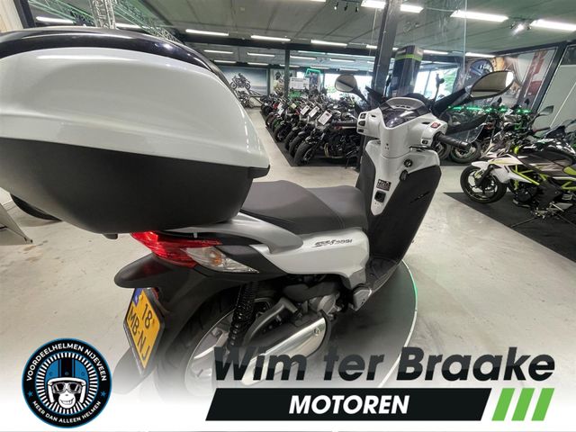 honda - sh-300i---abs
