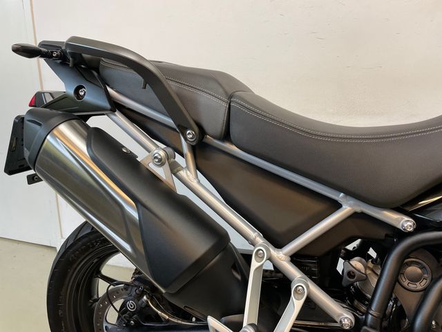triumph - tiger-900-gt