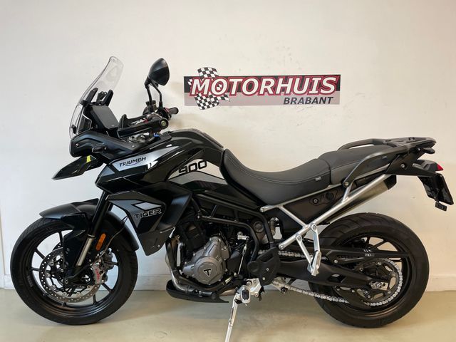triumph - tiger-900-gt