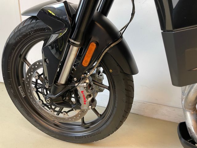 triumph - tiger-900-gt