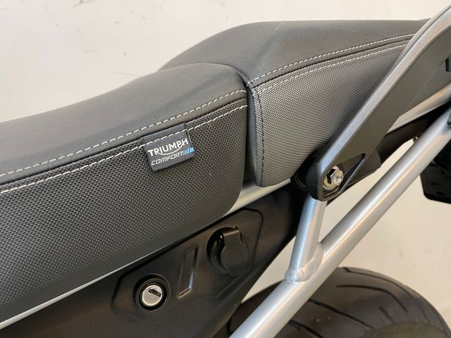 triumph - tiger-900-gt