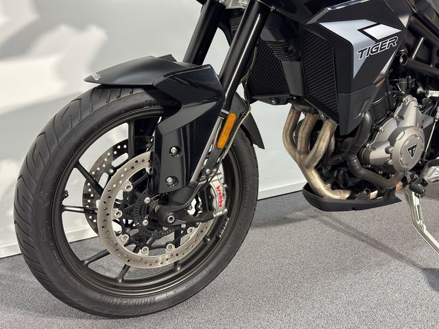 triumph - tiger-900-gt