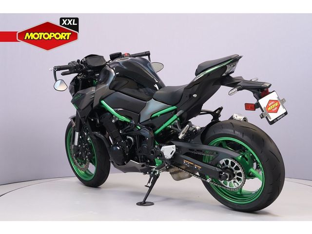 kawasaki - z900