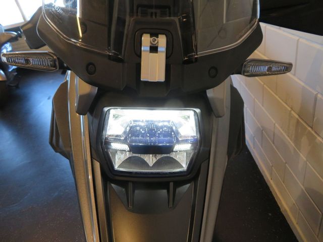 suzuki - v-strom-1050