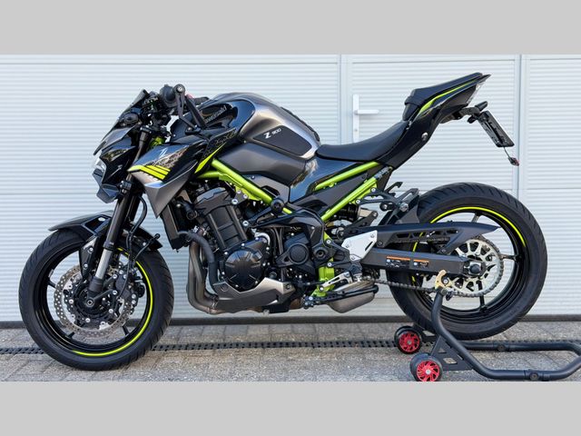 kawasaki - z900