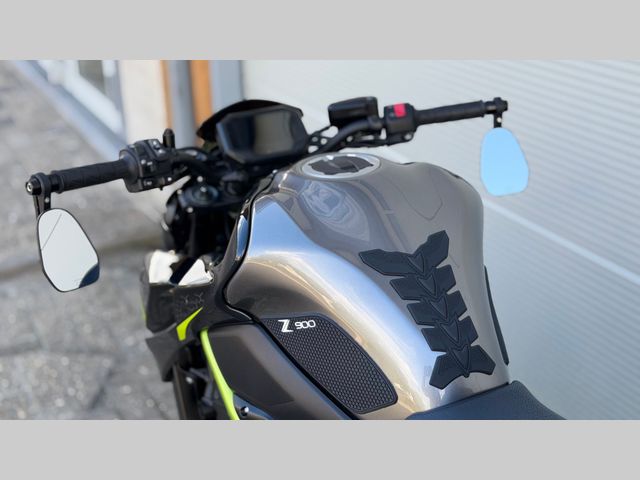kawasaki - z900