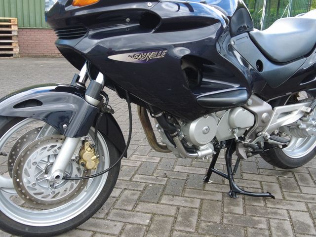 honda - nt-650-v-deauville
