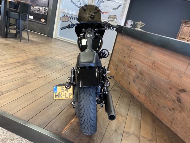 harley-davidson - street-bob-fxdb