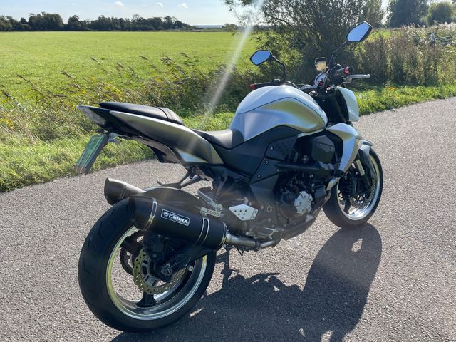kawasaki - z1000