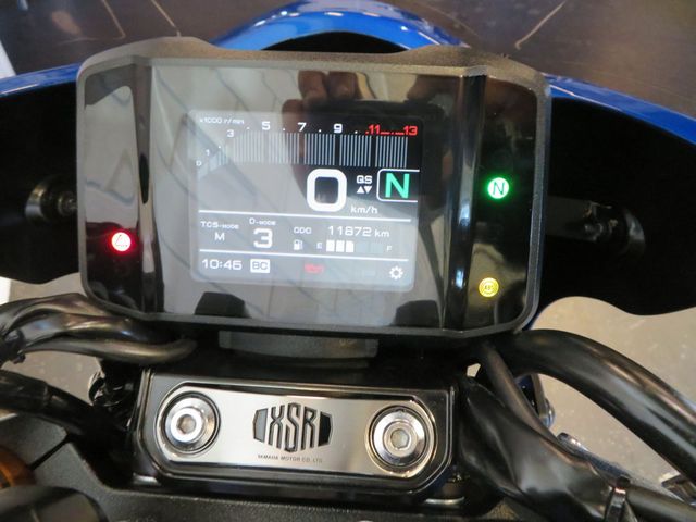yamaha - xsr-900
