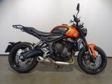 TRIUMPH TRIDENT 660