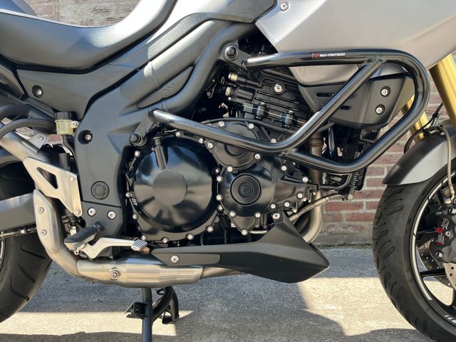 triumph - tiger-1050-se