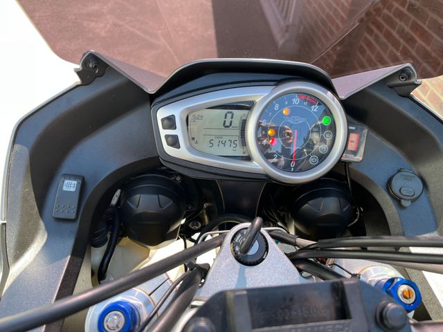 triumph - tiger-1050-se