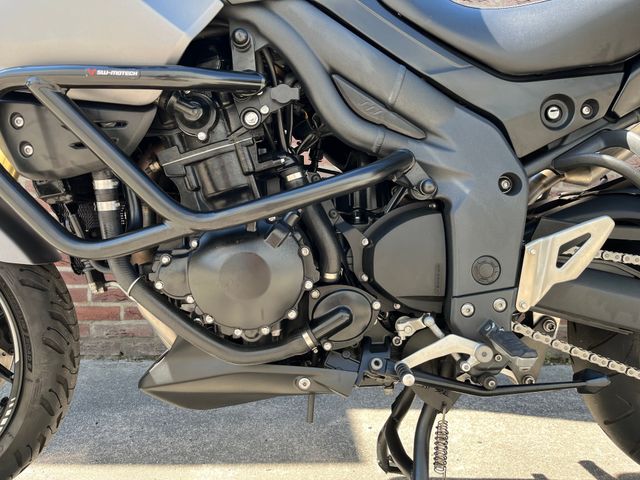 triumph - tiger-1050-se