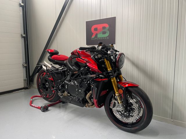 mv-agusta - rush-1000