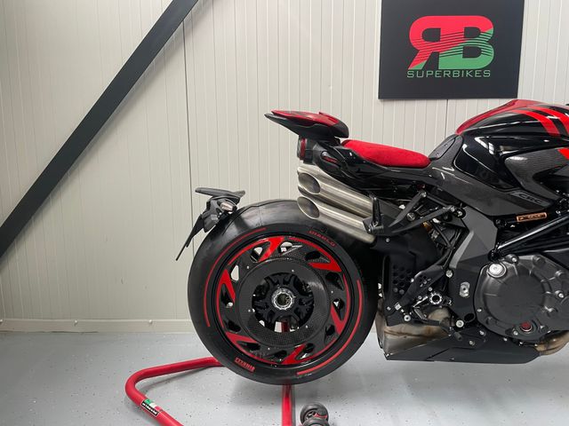 mv-agusta - rush-1000