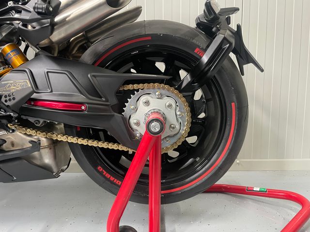 mv-agusta - rush-1000