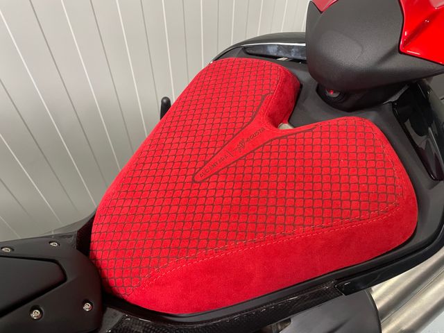 mv-agusta - rush-1000