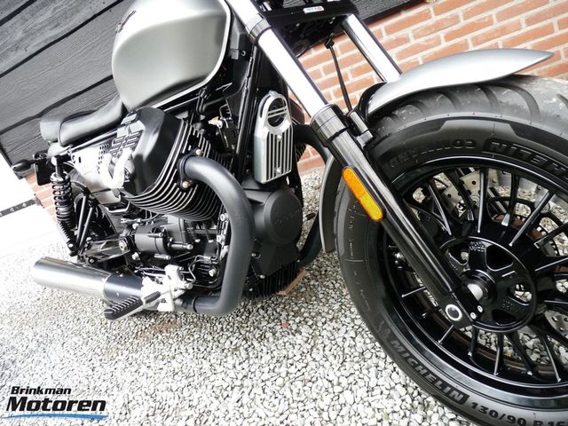 moto-guzzi - v-9-bobber