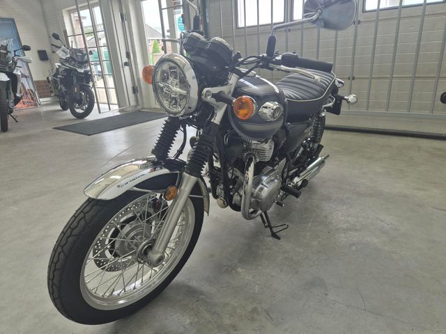 kawasaki - w800