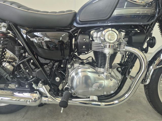 kawasaki - w800