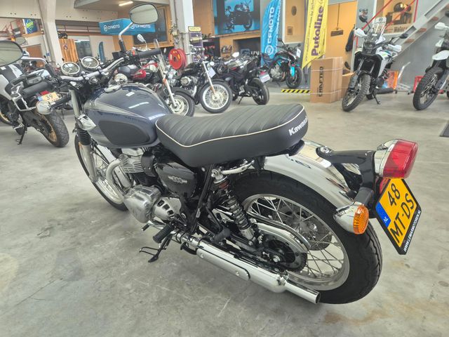 kawasaki - w800