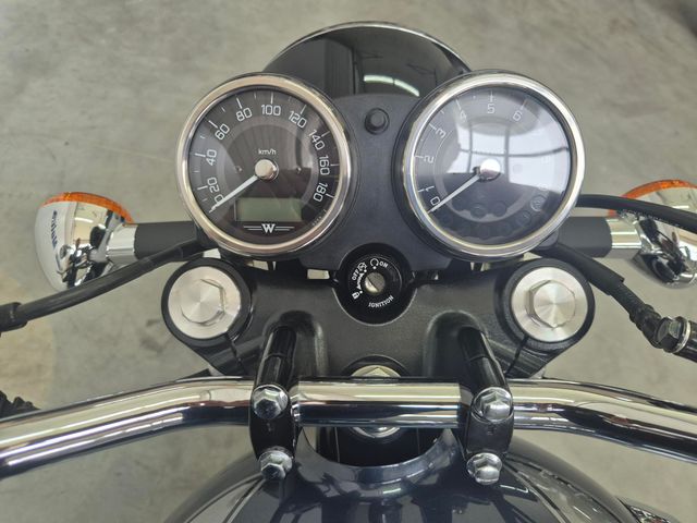 kawasaki - w800