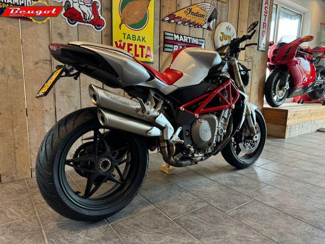 mv-agusta - brutale-910