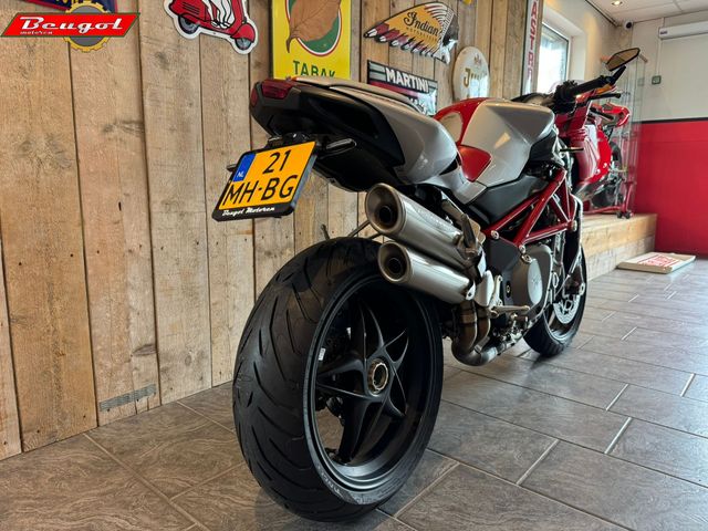 mv-agusta - brutale-910