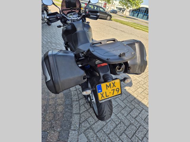 triumph - tiger-1050