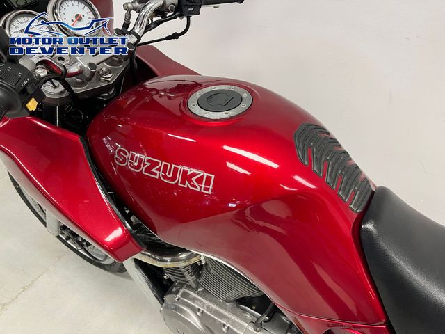 suzuki - vx-800