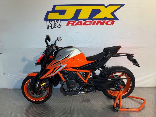 ktm - 1290-super-duke-r-evo