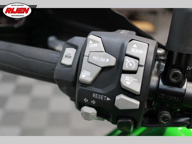 kawasaki - versys-1000-se-grand-tourer