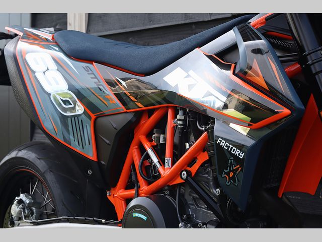 ktm - 690-smc-r