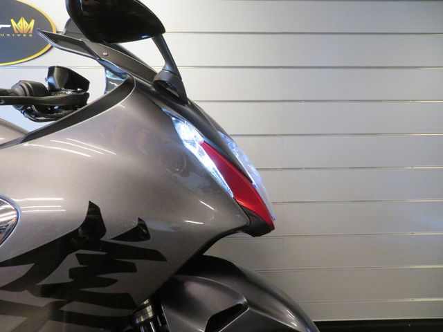 suzuki - gsx-1300-r