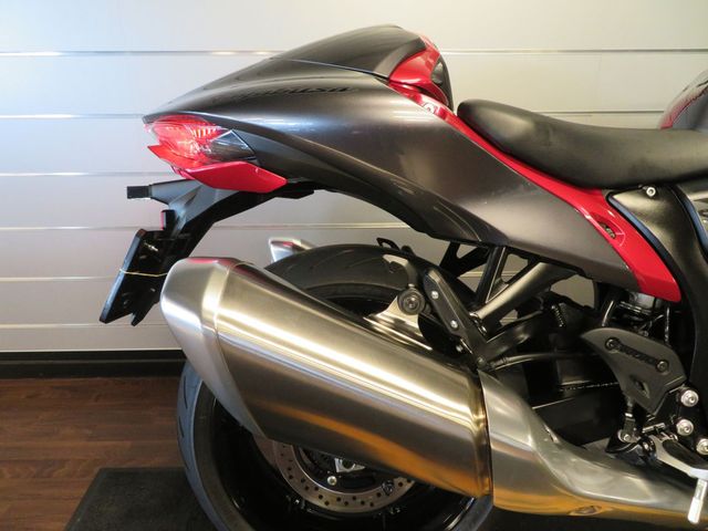 suzuki - gsx-1300-r