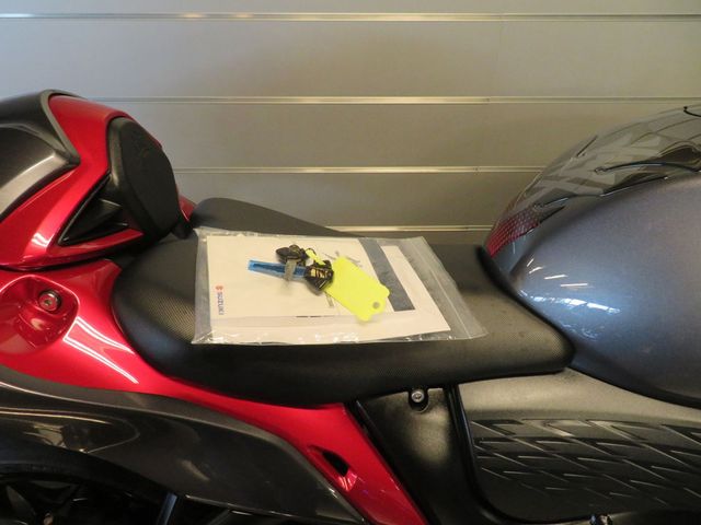 suzuki - gsx-1300-r