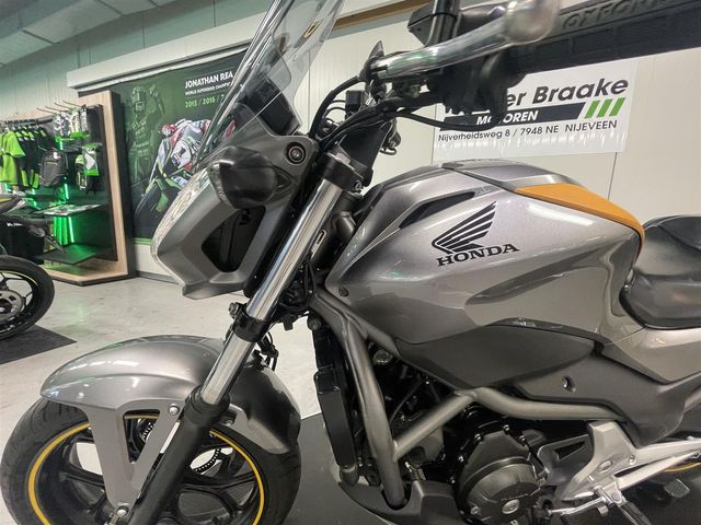 honda - nc-700-s-c-abs