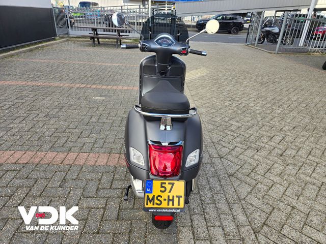 vespa - gts-300-super-sport